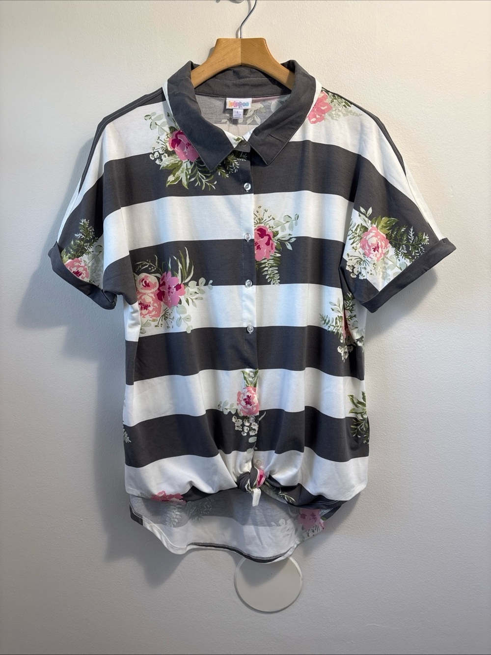 LulaRoe Striped and Floral Charlie Button Up Top Womens L New Soft Stretchy - Picture 2 of 14